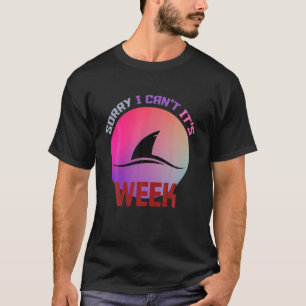 Sorry dat ik het niet kan, het is de week grappige t-shirt
