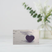 Soulful Paarse Stone Heart op een zandstrand Visitekaartje (Staand voorkant)