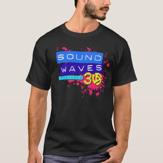 Soundwaves 30th Jubileum T-Shirt (Voorkant)