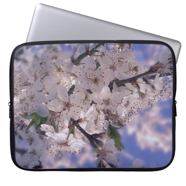 Sour Cherry Tree Blue Sky Laptop Sleeve (Voorkant)