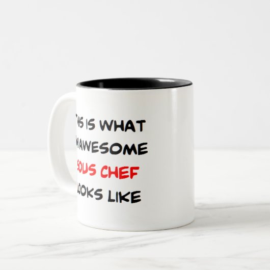 sous chef, geweldige tweekleurige koffiemok (Voorkant links)