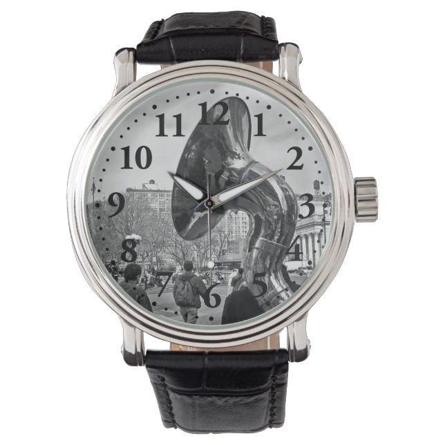 Sousaphone Horloge (Voorkant)