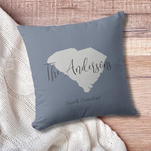 South Carolina State Outline Sierkussen (Show pride for your state and personalize it!  "love makes this house a home in <your state>")