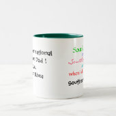 Southern Born en Southern Bred zijn... Tweekleurige Koffiemok (Center)