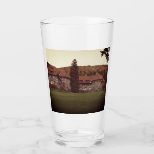 Southern Vermont College Mansion, Bennington Glas (Voorkant)