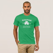 Southie Boston Massachusetts 1804 met Shamrock T-shirt (Voorkant volledig)