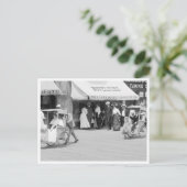 Souvenirs op de stoep briefkaart (Staand voorkant)