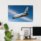 Soviet Space Icon: Buran Reentry Poster (Thuiskantoor)