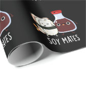 Soy Mates Funny Soy Sauce Pun Dark BG Cadeaupapier (Rol Hoek)