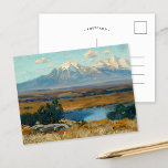 Spaanse pieken, CO | Charles Partridge Adams Briefkaart<br><div class="desc">Spanish Peaks, Colorado (1911) van Charles Partridge Adams legt de majestueuze schoonheid van de wildernis van Colorado vast. Het schilderij toont de iconische twee Spaanse toppen, hun ruige vormen verlicht door de warme gloed van zonlicht. De voorgrond heeft glooiende heuvels en dicht gebladerte, overgaand in een sereen, sfeervol uitzicht van...</div>