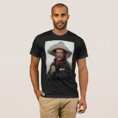 Spaanse Ranchero Cowboy in Old West Saloon T-shirt (Voorkant volledig)