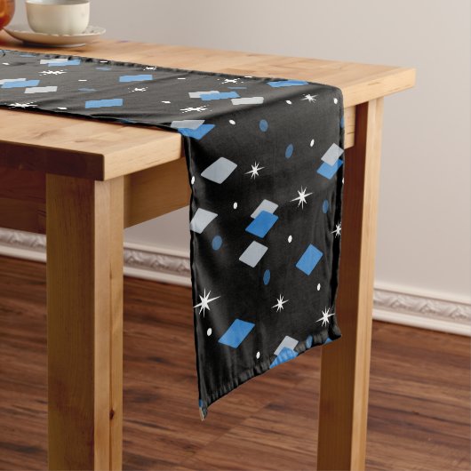 Space Age Diamonds Blue Black Korte Tafelloper (Voorbeeld)