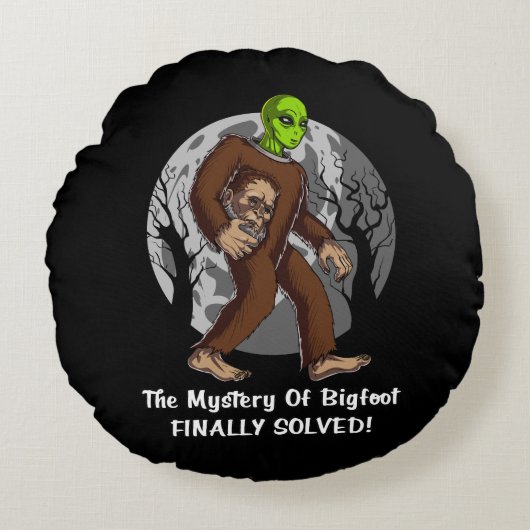 Space Alien Bigfoot complotmysterie opgelost UFO Rond Kussen (Voorkant)