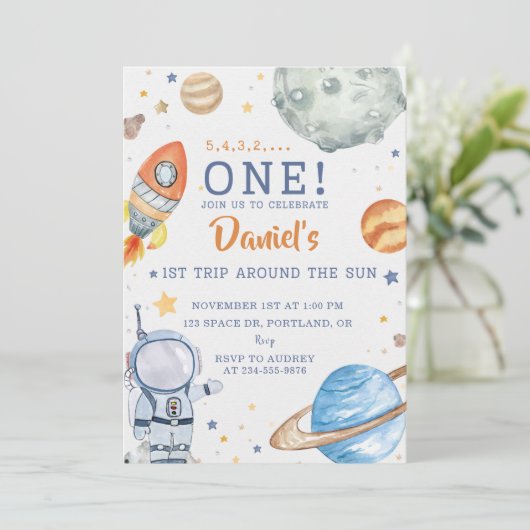 Space Birthday Astronaut 1e reis rond de zon Kaart (Staand voorkant)