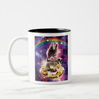 Space Cat Llama Pug Riding Nachos Tweekleurige Koffiemok