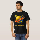Space Hotdog Mosterd Planeet Omloop T-shirt (Voorkant volledig)