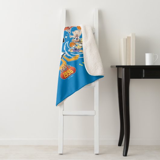 SPACE JAM™ TUNE SQUAD™ 1996 Graphic Sherpa Deken (In situ)