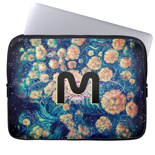 Space Mimosa Golden Nebula Blossom en Monogram Laptop Sleeve (Voorkant)