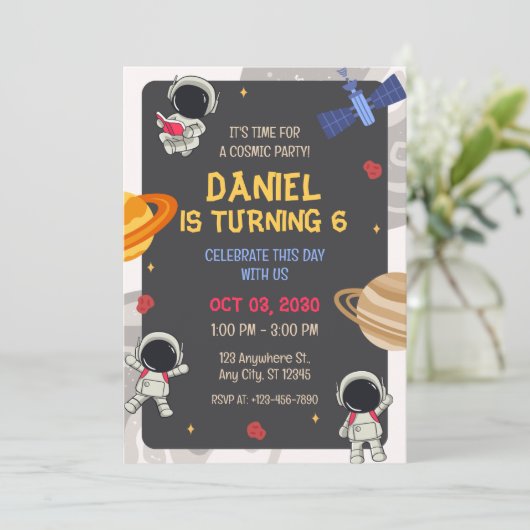 Space Planet Astronaut verjaardagsfeestje uitnodig Kaart (Staand voorkant)