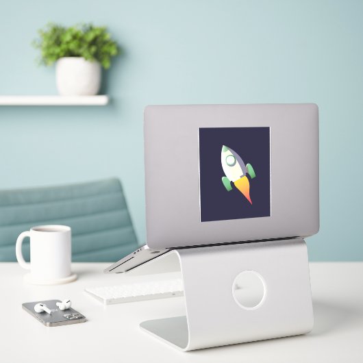 Space Rocket Sticker (Laptop op bureau)