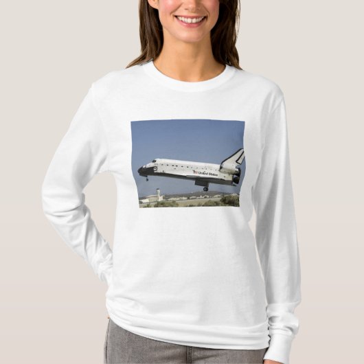 Space Shuttle Atlantis bereidt de landing voor T-shirt (Voorkant)