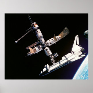 Space Shuttle Atlantis en ISS Poster