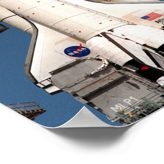 Space Shuttle Atlantis Prepares voor introductie Poster (Hoek)