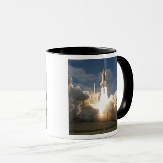 Space Shuttle Atlantis tilt af 24 Mok (Voorkant rechts)