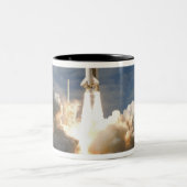 Space Shuttle Atlantis tilt af 24 Tweekleurige Koffiemok (Center)