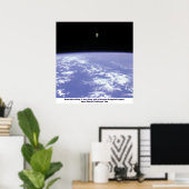 Space Shuttle Challenger JetPack Walk 1984 Poster (Thuiskantoor)