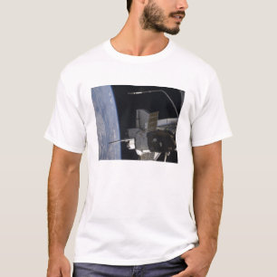 Space Shuttle Discovery 10 T-shirt