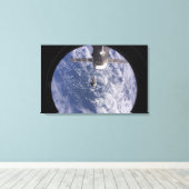 Space Shuttle Discovery 11 Canvas Afdruk (Insitu (Houten vloer))