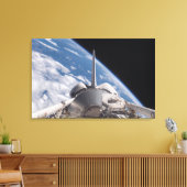 Space Shuttle Discovery door Aarde teruggeworpen Canvas Afdruk (Insitu (Woonkamer))
