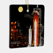 Space Shuttle Discovery en Full Moon Kerstmis Keramisch Ornament (Rechts)