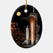 Space Shuttle Discovery en Moon Keramisch Ornament (Voorkant)
