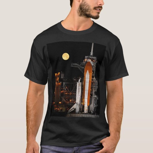 Space Shuttle Discovery en Moon T-shirt (Voorkant)
