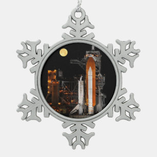 Space Shuttle Discovery en Moon Tin Sneeuwvlok Ornament