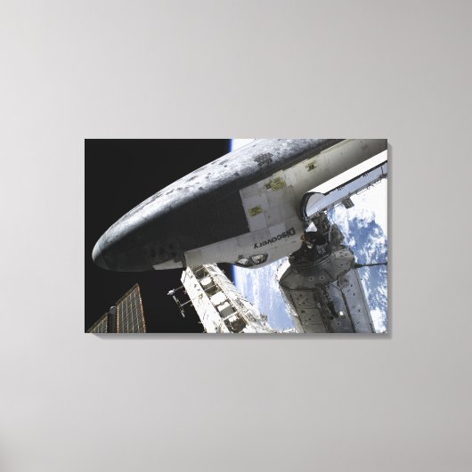 Space Shuttle Discovery gedokt Canvas Afdruk (Voorkant)