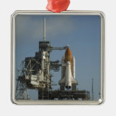 Space Shuttle Discovery is klaar 2 Metalen Ornament (Voorkant)