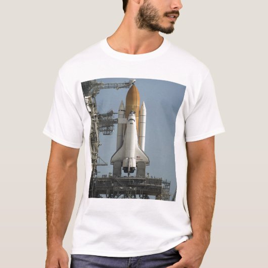 Space Shuttle Discovery is klaar T-shirt (Voorkant)