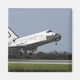 Space shuttle Discovery landt op Runway 33 2 Magneet