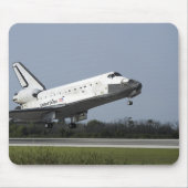Space shuttle Discovery landt op Runway 33 2 Muismat (Voorkant)