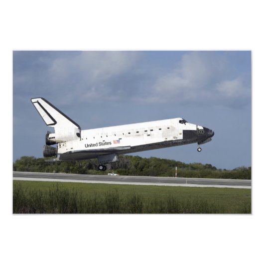 Space shuttle Discovery landt op Runway 33 3 Foto Afdruk (Voorkant)