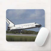 Space shuttle Discovery landt op Runway 33 3 Muismat (Met muis)