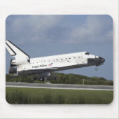 Space shuttle Discovery landt op Runway 33 3 Muismat (Voorkant)