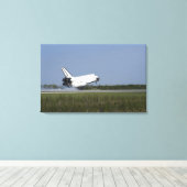 Space shuttle Discovery landt op Runway 33 4 Canvas Afdruk (Insitu (Houten vloer))