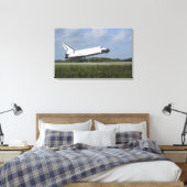 Space shuttle Discovery landt op Runway 33 Canvas Afdruk (Insitu (Slaapkamer))