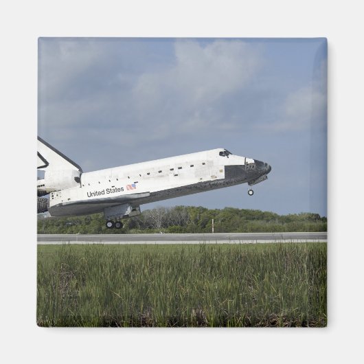 Space shuttle Discovery landt op Runway 33 Magneet (Voorkant)