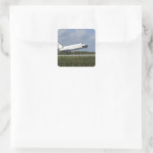 Space shuttle Discovery landt op Runway 33 Vierkante Sticker (Tas)