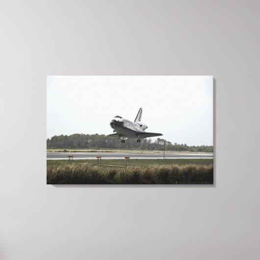 Space Shuttle Discovery-naderingen bij landing Canvas Afdruk (Voorkant)